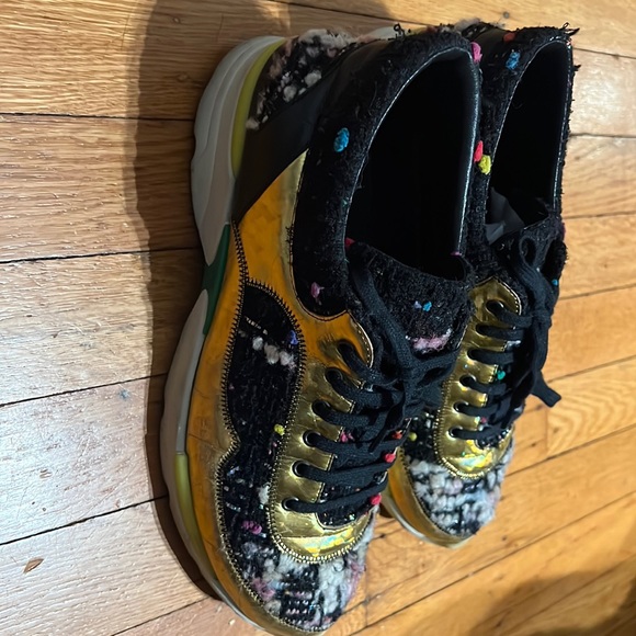 AUTHENTIC Preowned Women’s Chanel Sneaker US sz 8 - Picture 5 of 12